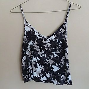 Aritzia Sunday Best Crop Top